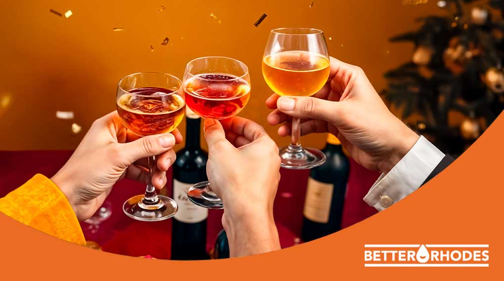 Friends toasting with festive non-alcoholic drinks on New Year’s Eve