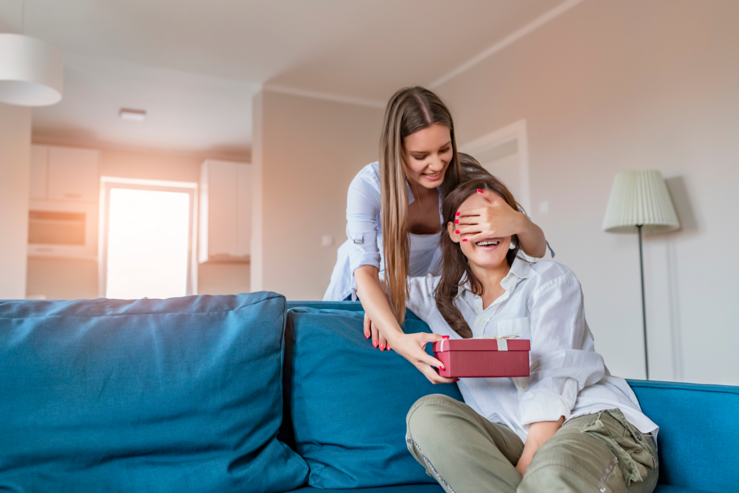 Make Mother's Day Extra Special By Gifting Her A Non-Alcoholic Spirit/Wine Bottle